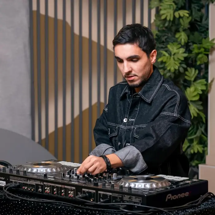 Dj_Tebo