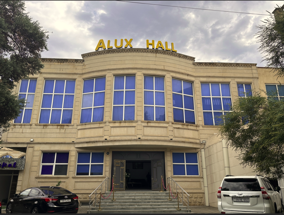 Alux Hall şadlıq sarayı