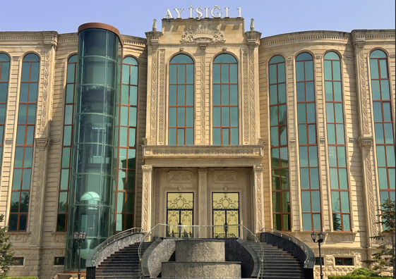 Ay Işığı şadlıq sarayı