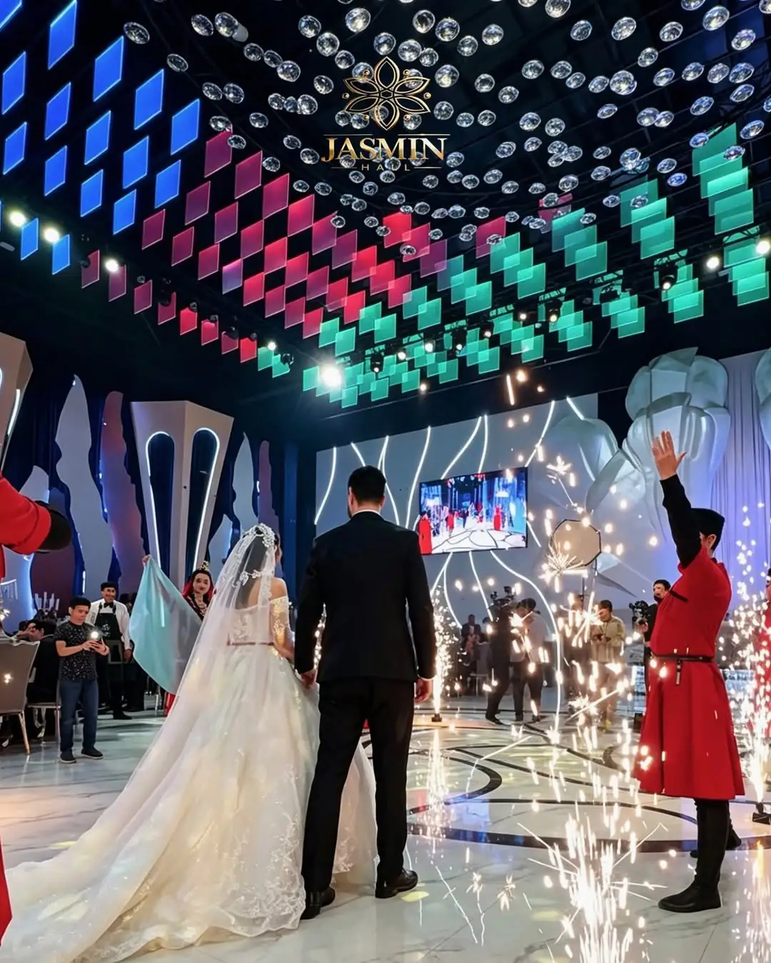 Jasmin Hall - Zal - jasminhallfotosaray - şəkil 4