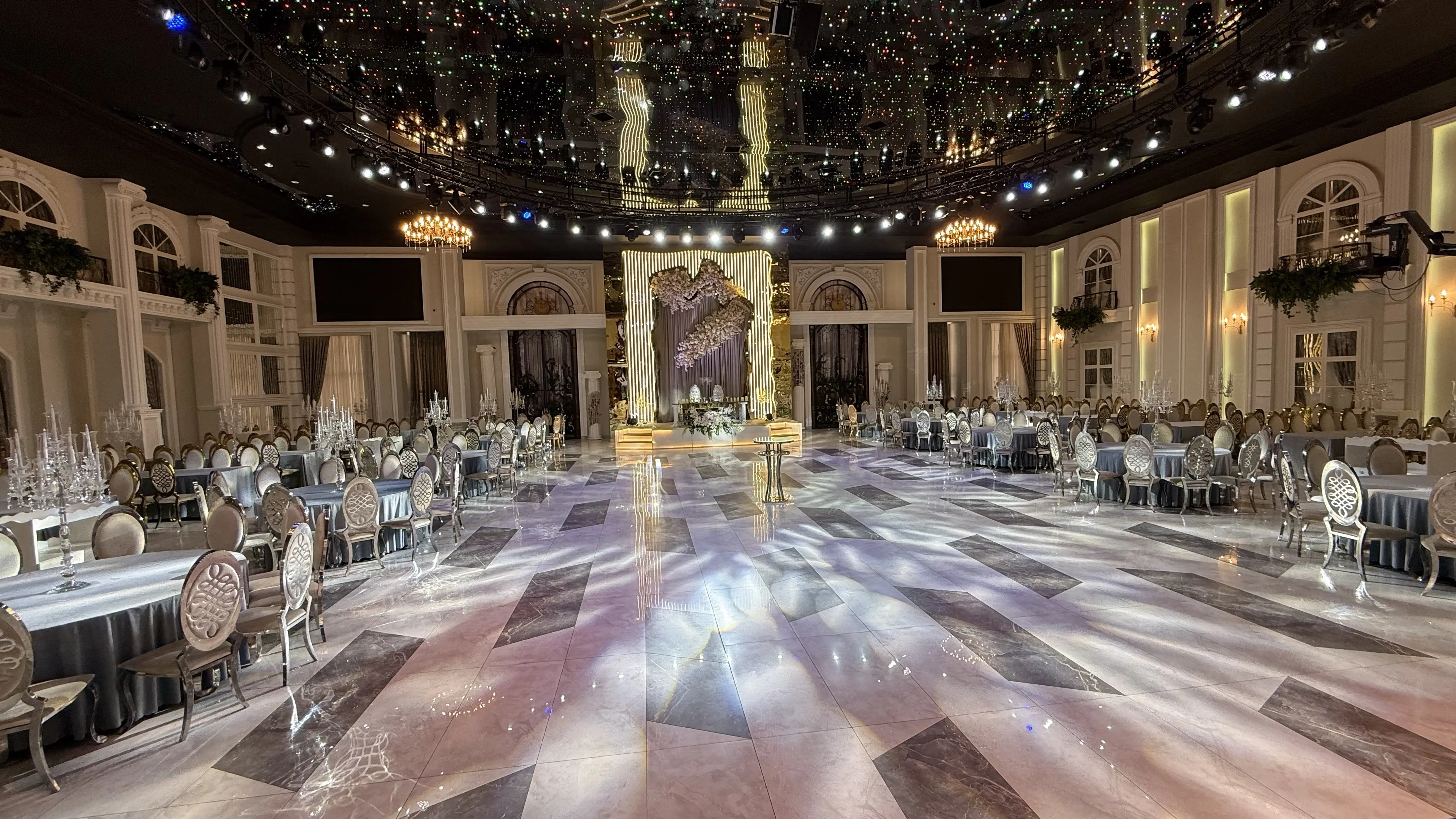 Diva Hall şadlıq sarayı