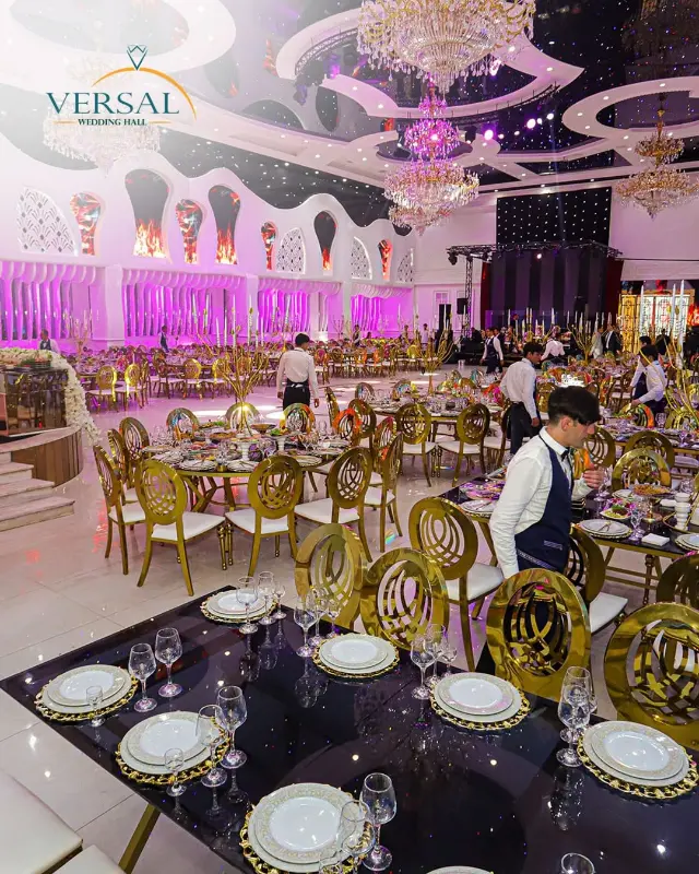Versal şadlıq sarayı