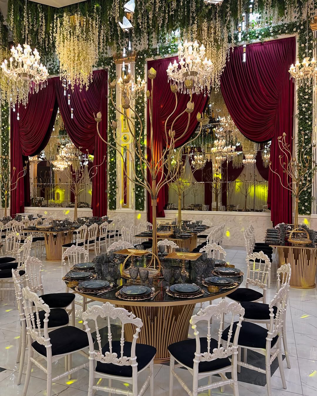 Neapol - Böyük Zal - neapol1 - şəkil 1