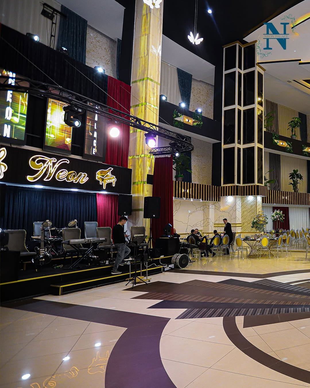 Neon Palace - Böyük Zal - neonpalace3 - şəkil 3