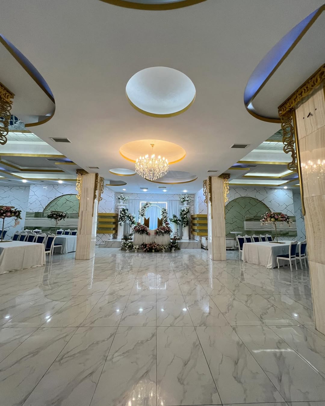 Neon Palace - Kiçik Zal - neonplck2 - şəkil 2