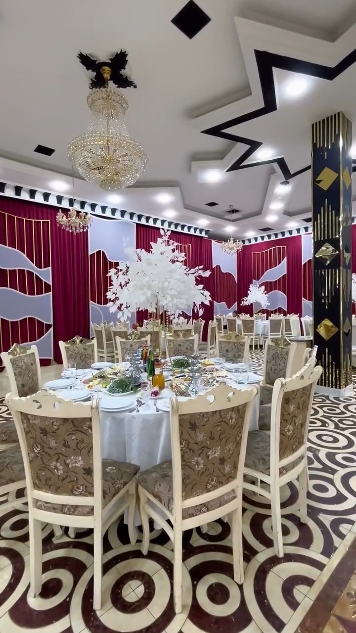 Viktoriya - Kiçik Zal - viktoriya 0 - şəkil 2