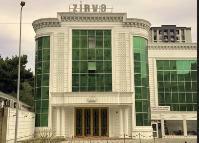 Zirvə şadlıq sarayı